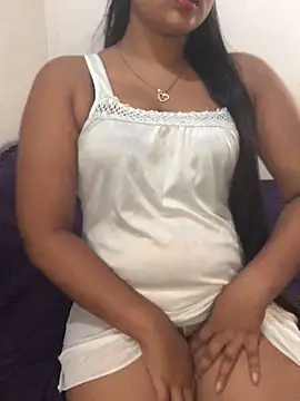 Rose Olivia online show from December 20, 3:00 pm