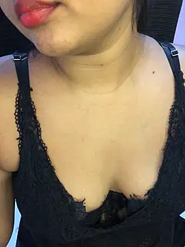 Rose Olivia online show from March 12, 4:13 pm