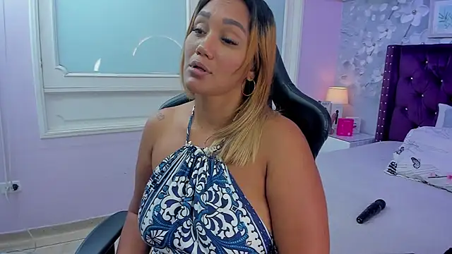 dalila salazar online show from May 17, 2:53 am