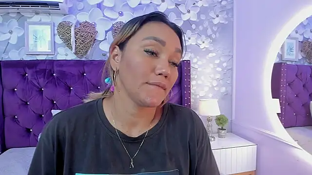 dalila salazar online show from June 27, 3:00 am