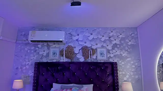 dalila salazar online show from July 24, 3:15 am
