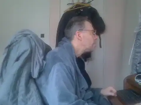 ptitcanard60600 online show from January 16, 10:53 am