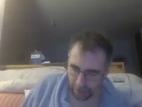 ptitcanard60600 online show from February 8, 9:36 pm