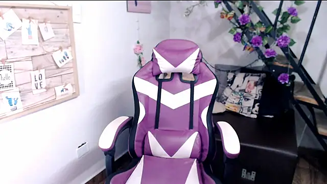 samantha baby  online show from July 22, 5:49 pm