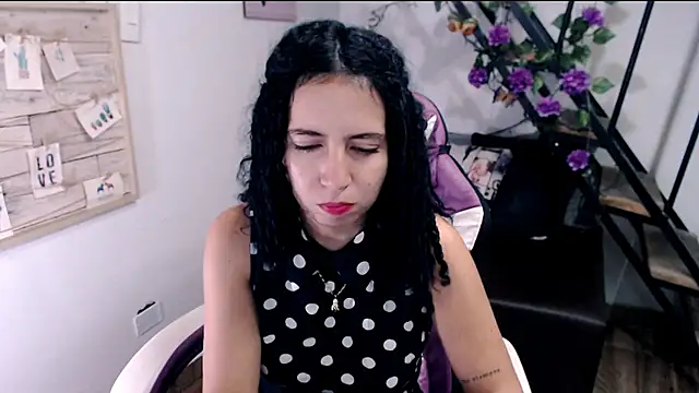 samantha baby  online show from July 28, 7:39 pm