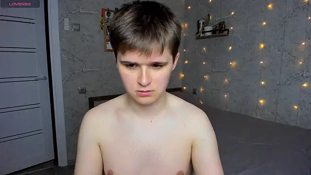 Snapshot of Mark_Bearcub chatting on June 17, 7:48 pm Mark Bearcub online show from June 17, 7:48 pm