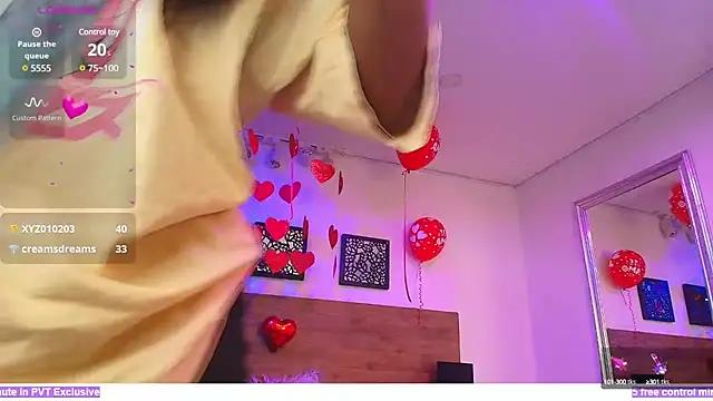 Snapshot of KAROL-SCOTT chatting on February 16, 2:31 am KAROL-SCOTT online show from February 16, 2:31 am