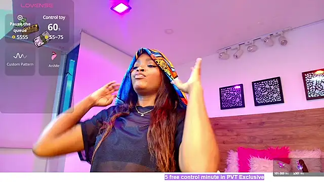 Snapshot of KAROL-SCOTT chatting on March 17, 7:58 pm KAROL-SCOTT online show from March 17, 7:58 pm