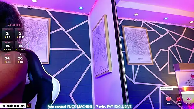 Snapshot of KAROL-SCOTT chatting on October 24, 8:05 pm KAROL-SCOTT online show from October 24, 8:05 pm