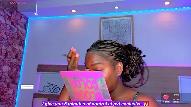 KAROL-SCOTT online show from May 1, 6:56 pm