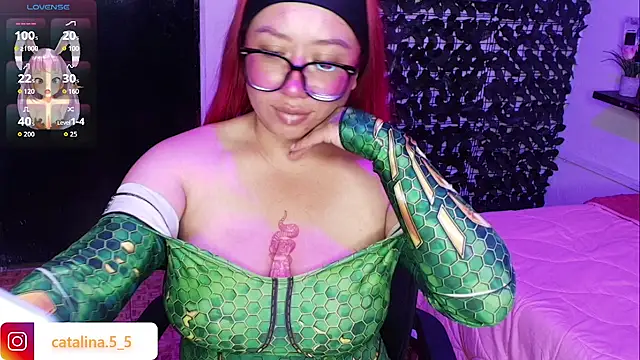 Kata Bigboobs online show from December 2, 5:30 pm