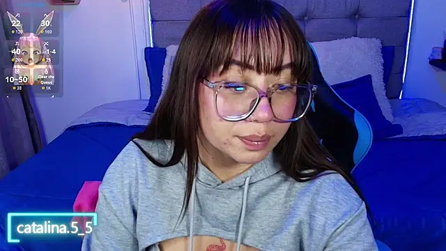 Snapshot of Kata_Bigboobs chatting on July 17, 6:57 pm Kata Bigboobs online show from July 17, 6:57 pm
