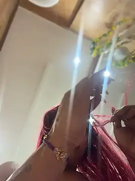 Snapshot of ari_sexy1 chatting on July 11, 11:39 pm ari sexy1 online show from July 11, 11:39 pm