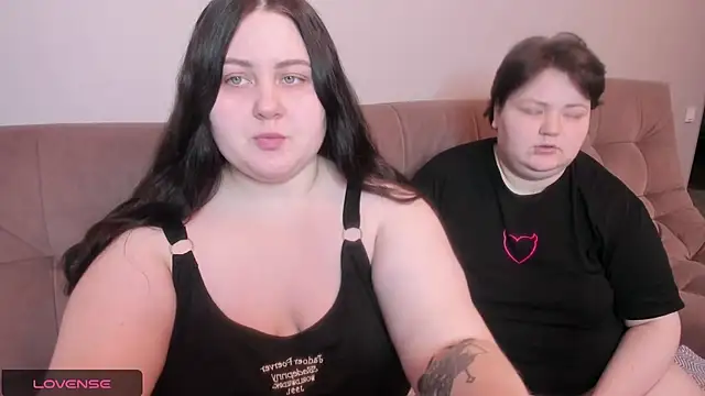 Snapshot of ihaveasecret_ chatting on January 19, 4:14 pm ihaveasecret online show from January 19, 4:14 pm