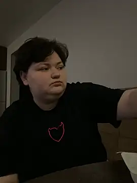 Snapshot of ihaveasecret_ chatting on January 22, 9:32 pm ihaveasecret online show from January 22, 9:32 pm