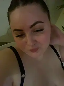 Snapshot of ihaveasecret_ chatting on March 21, 5:45 pm ihaveasecret online show from March 21, 5:45 pm