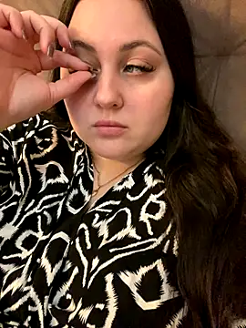 Snapshot of ihaveasecret_ chatting on October 6, 11:18 am ihaveasecret online show from October 6, 11:18 am