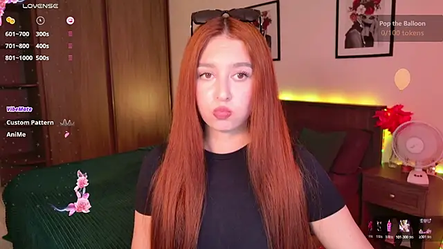 Snapshot of EleanorePeach chatting on June 16, 11:57 am EleanorePeach online show from June 16, 11:57 am