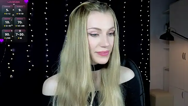 Snapshot of Lilianna_Just chatting on February 25, 4:21 pm Lilianna Just online show from February 25, 4:21 pm