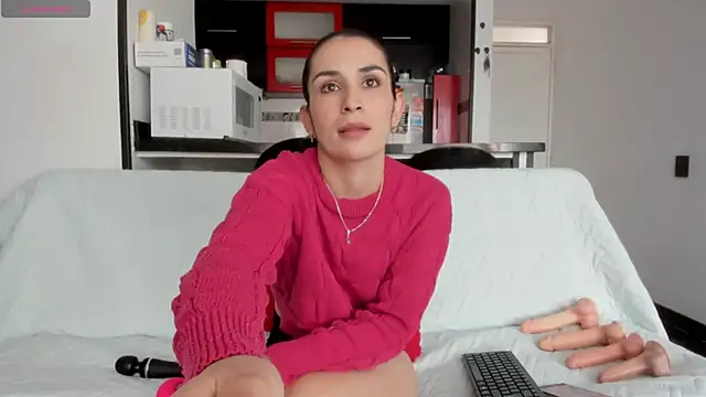 Layla Sia online show from June 10, 3:44 pm