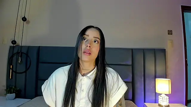 Snapshot of NoraDasilva chatting on September 25, 12:58 am NoraDasilva online show from September 25, 12:58 am