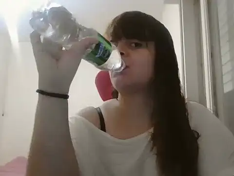 Snapshot of Bombon_ok chatting on October 15, 2:44 am Bombon ok online show from October 15, 2:44 am