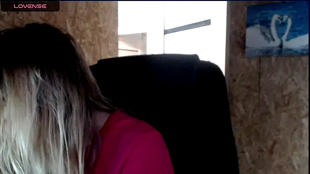 Snapshot of las_sweet chatting on June 16, 11:35 am las sweet online show from June 16, 11:35 am