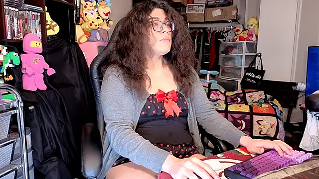 ShinyCherub online show from June 18, 2:34 am