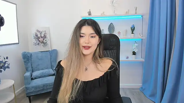 AnneTLi online show from October 5, 7:12 pm