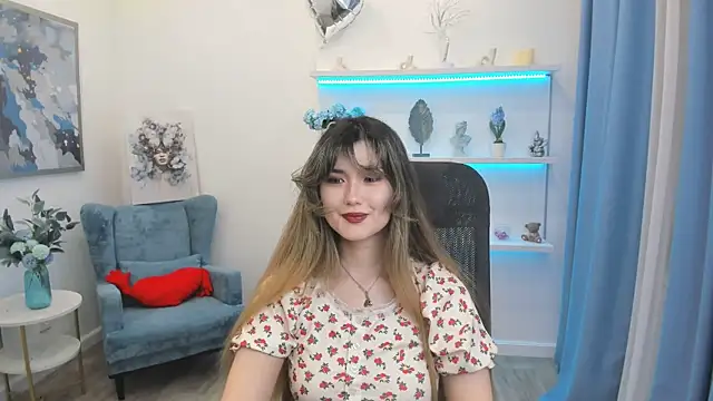 AnneTLi online show from June 10, 7:35 pm