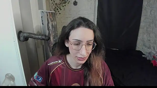 Snapshot of Mayala__ chatting on March 9, 8:21 pm Mayala online show from March 9, 8:21 pm