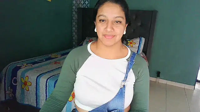 Snapshot of almaswan1 chatting on November 21, 5:22 pm almaswan1 online show from November 21, 5:22 pm