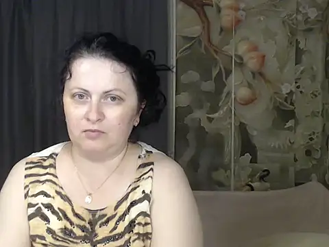 Snapshot of Lillian2 chatting on July 16, 1:55 am Lillian2 online show from July 16, 1:55 am