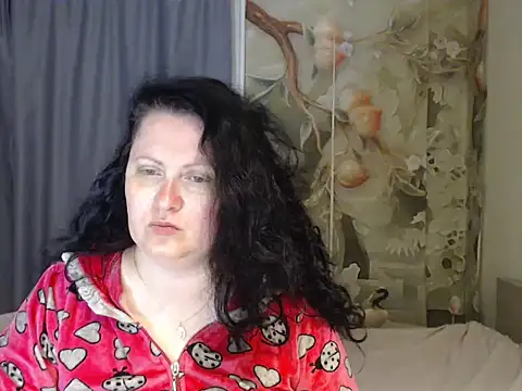 Snapshot of Lillian2 chatting on July 27, 3:24 am Lillian2 online show from July 27, 3:24 am