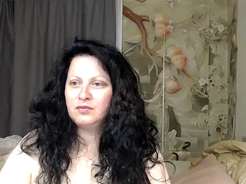 Snapshot of Lillian2 chatting on July 29, 8:01 am Lillian2 online show from July 29, 8:01 am