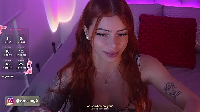 Snapshot of _Eyra chatting on December 18, 1:55 am Eyra online show from December 18, 1:55 am