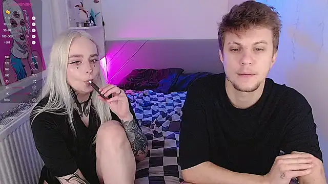 Snapshot of soalice chatting on December 19, 12:56 pm soalice online show from December 19, 12:56 pm