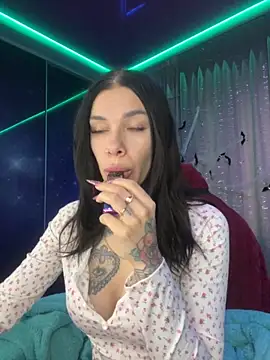 Queen of pain online show from October 27, 7:56 am