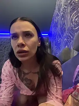 Queen of pain online show from December 20, 8:10 am