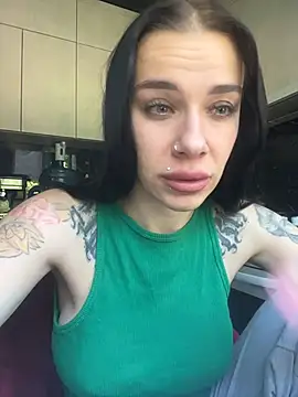 Queen of pain online show from June 17, 7:00 am