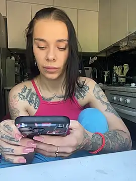 Queen of pain online show from June 20, 6:38 am