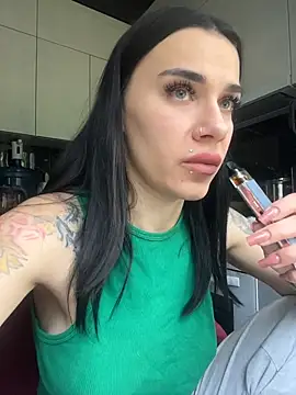 Queen of pain online show from June 26, 7:13 am