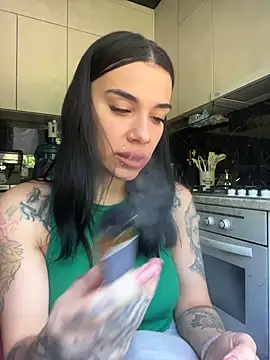 Queen of pain online show from June 28, 7:03 am