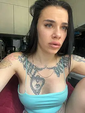 Queen of pain online show from July 3, 8:43 am