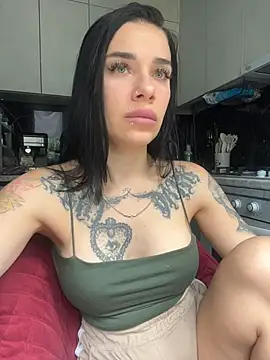 Queen of pain online show from July 4, 8:20 am