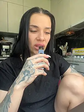 Queen of pain online show from July 15, 9:03 am