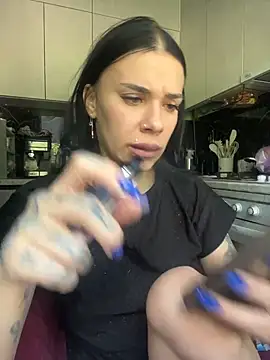 Queen of pain online show from July 17, 6:42 am