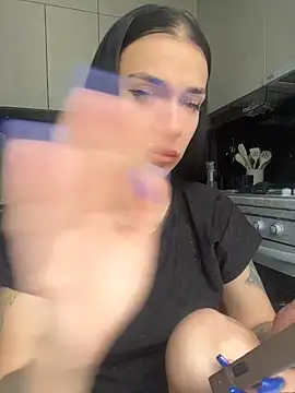 Queen of pain online show from July 23, 7:06 am