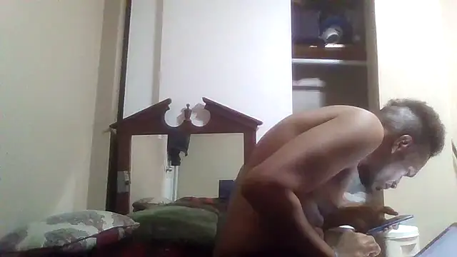 Snapshot of blkhereforall chatting on October 27, 8:02 pm blkhereforall online show from October 27, 8:02 pm