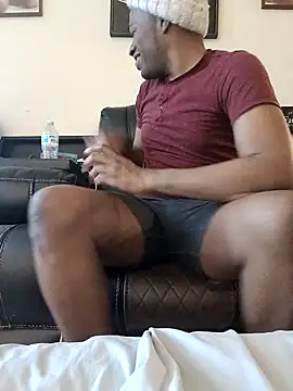 Snapshot of blkhereforall chatting on November 30, 4:33 pm blkhereforall online show from November 30, 4:33 pm